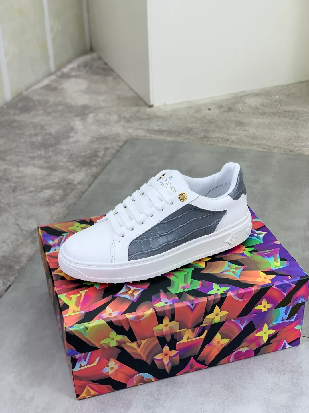 Men's men's shoes P520💰【New style】🆘High quality cowhide【Louis Vuitton】LV official website's latest model🎁casual and fashionable men's shoes👟hot style💥simple and elegant style, exclusive for trendy men. Unique official website's latest brand elements👑original decoration, fashionable and generous, the fabric is made of original denim➕comfortable and breathable mesh lining➕cow leather feet ✅The official website specifies wear-resistant casual outsole, the classic model is taken in real life🎬Color: 5⃣️colors available😍Number of codes: 38-44 Full set of packaging